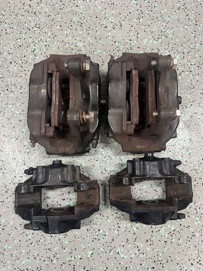 Nissan Skyline GTR R33 Brembo calipers