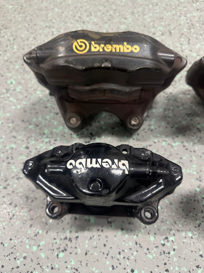 Nissan Skyline GTR R33 Brembo calipers