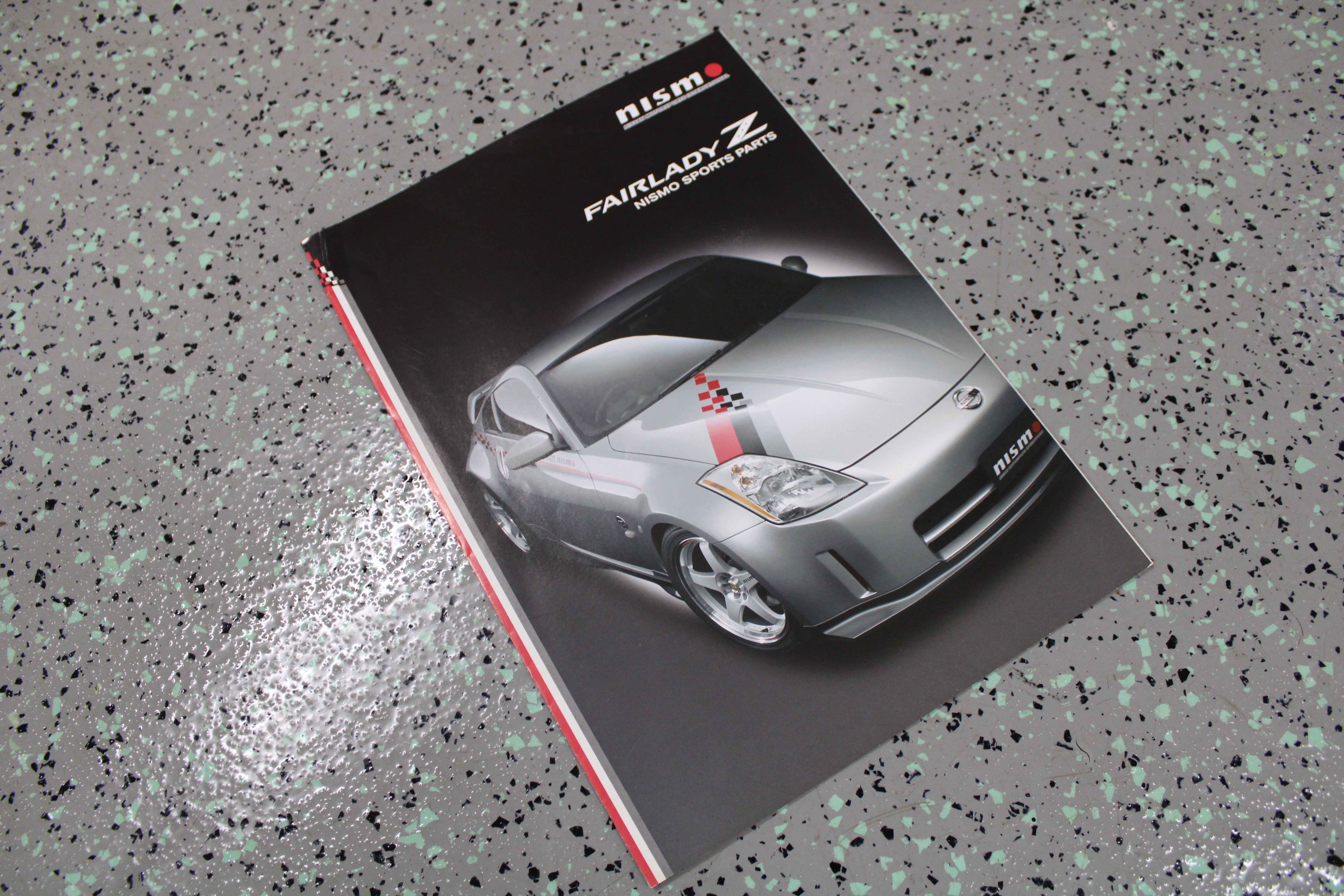 Nismo 350z Z33 Fairlady Z Optional Parts Mid Logo Catalog - Used