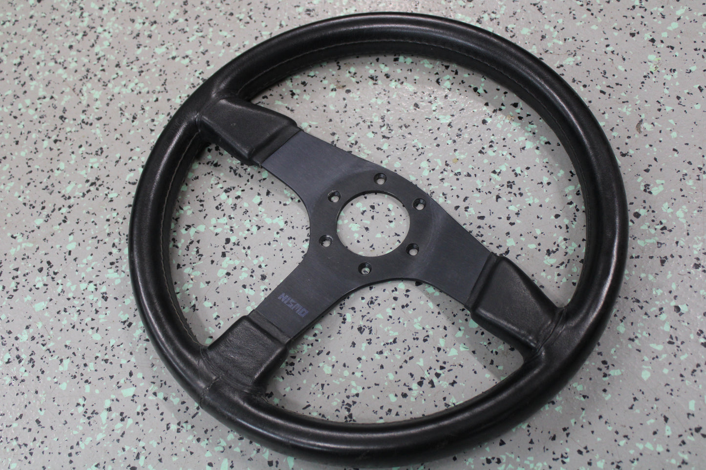 Nismo 365B Steering Wheel - Old Logo AKA "400r wheel"